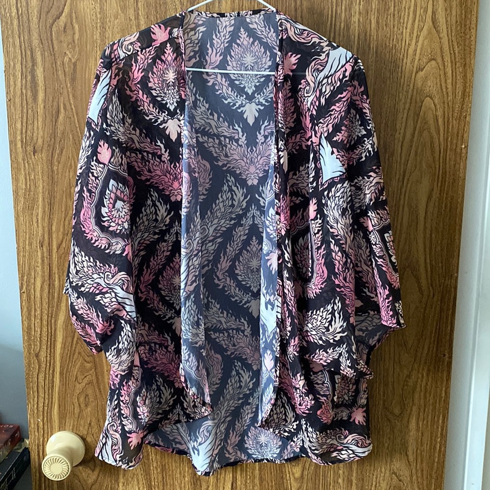 3/$20 Marvel Dark Phoenix shawl/pullover